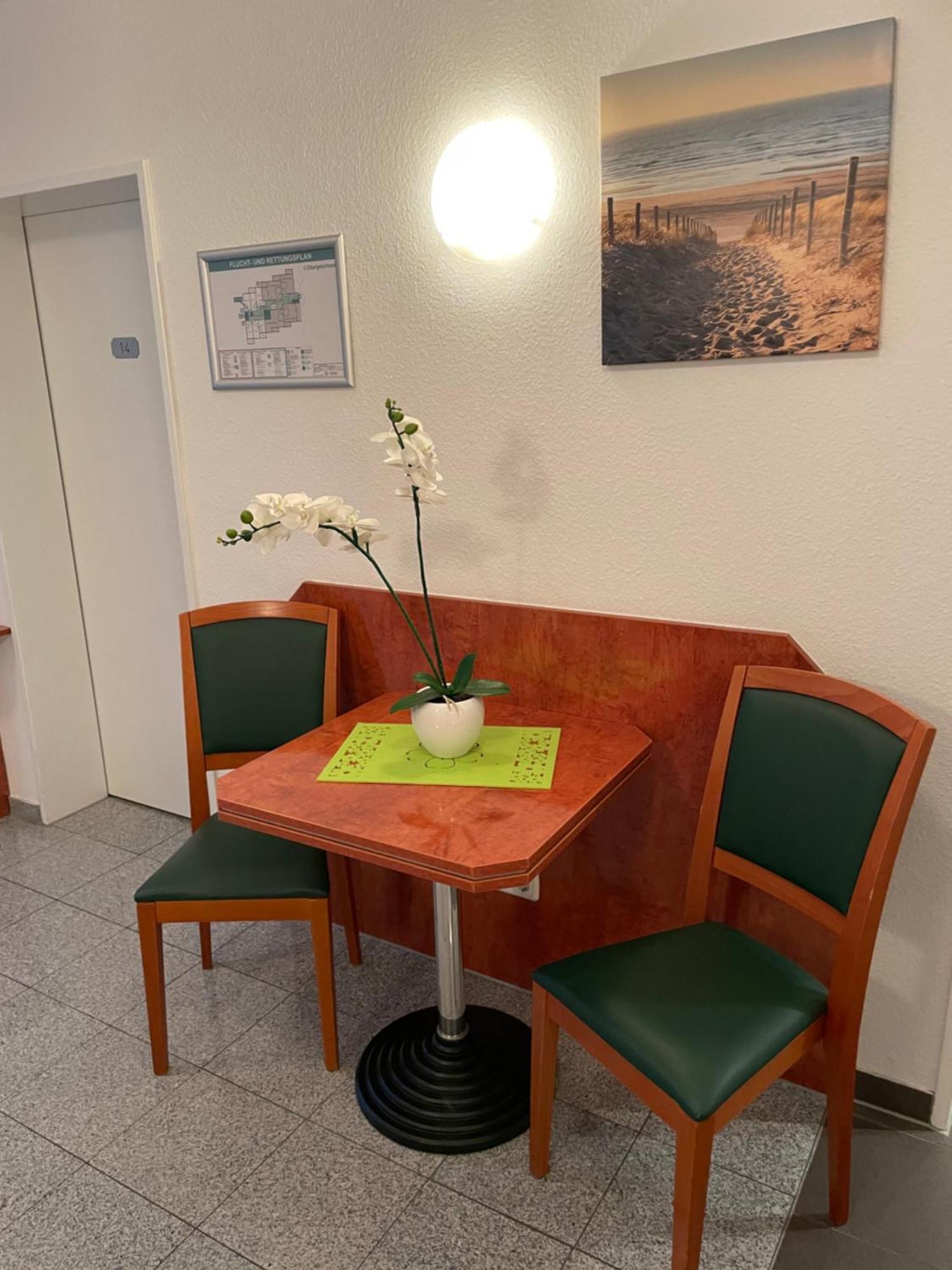 Hotel Merkenich ケルン エクステリア 写真