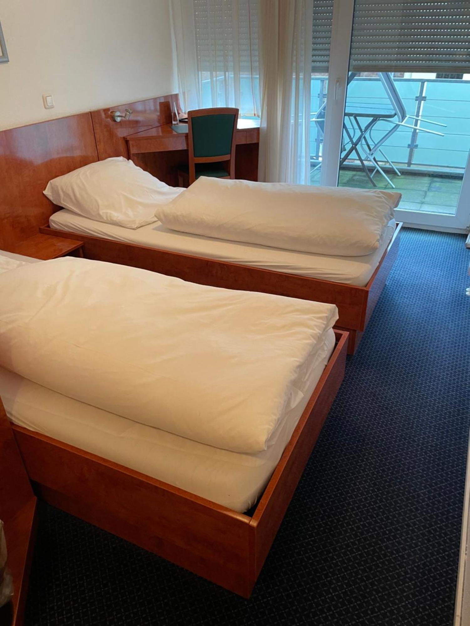 Hotel Merkenich ケルン エクステリア 写真